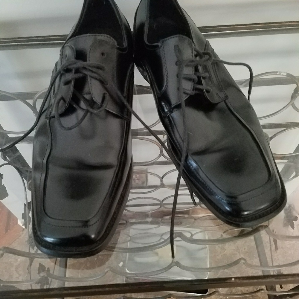 SOLD. Stacy Adams Black Business shoes- size 9.5 - Picture 1 of 5